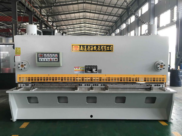 山西QC11Y-12*4000液壓閘式剪板機(jī)